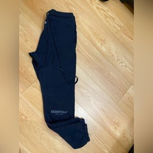 ESSENTIALS FEAR OF GOD SWEATPANTS (navy)